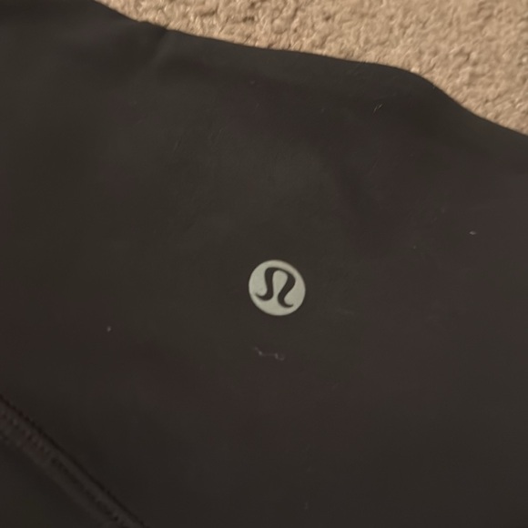 BOTH LIKE NEW!!  Lululemon High Rise Cropped Align Joggers - Picture 5 of 10